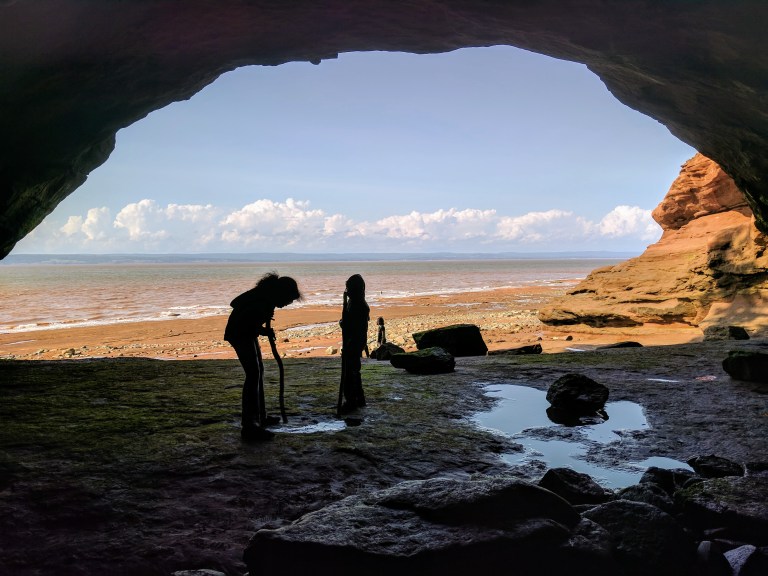 05D1A7A1-AB95-4DFB-A7C4-0176D5478183