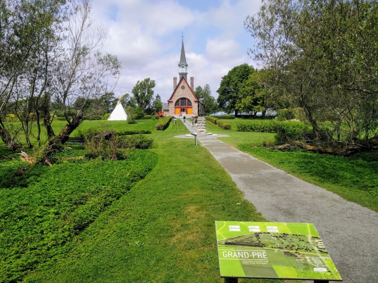 3EFD111A-5EE3-4641-A434-4440AB6730C1